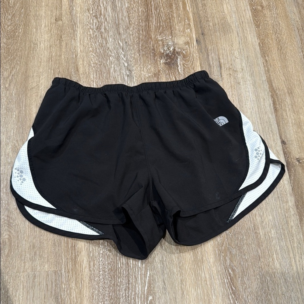 The North Face Black and White Athletic Shorts with Elastic Waistband SZ M